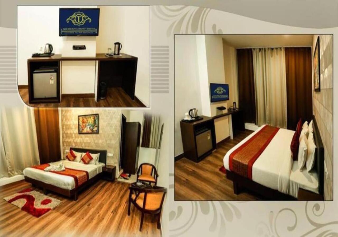 Airport Hotel Tashree Ню Делхи Екстериор снимка