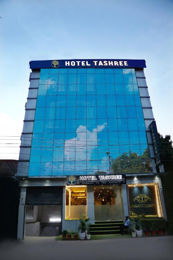 Airport Hotel Tashree Ню Делхи Екстериор снимка